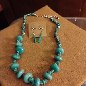 Turquoise Beaded Necklace and Earring Set